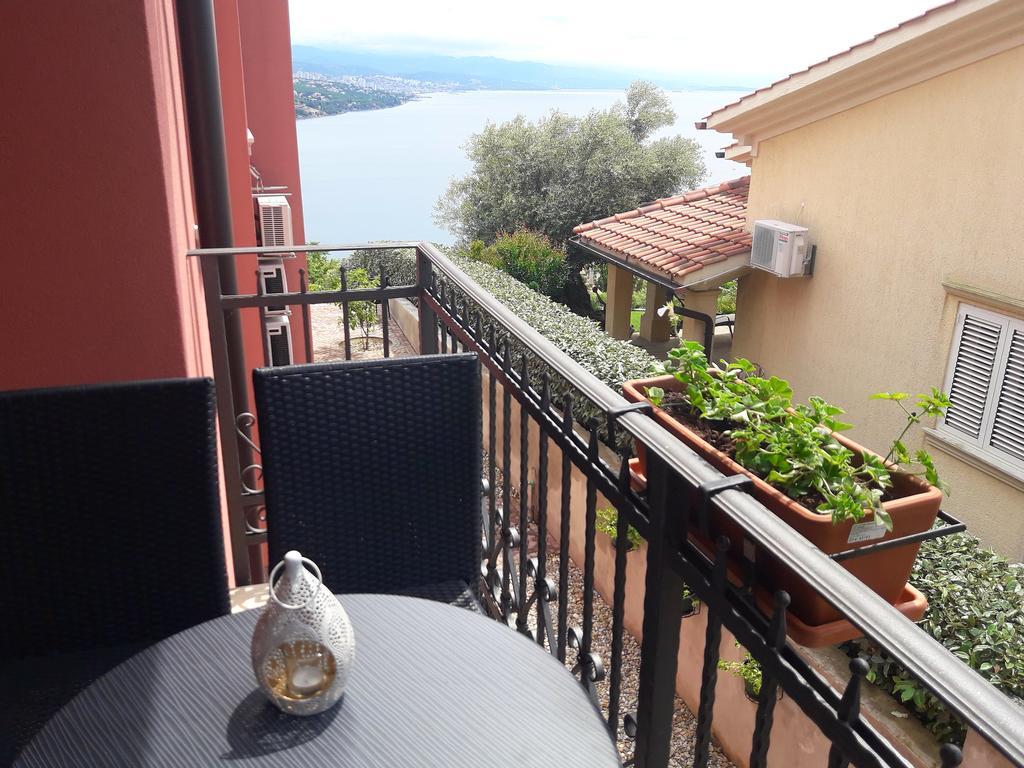 Apartments Villa Marid 奥帕提亚 外观 照片